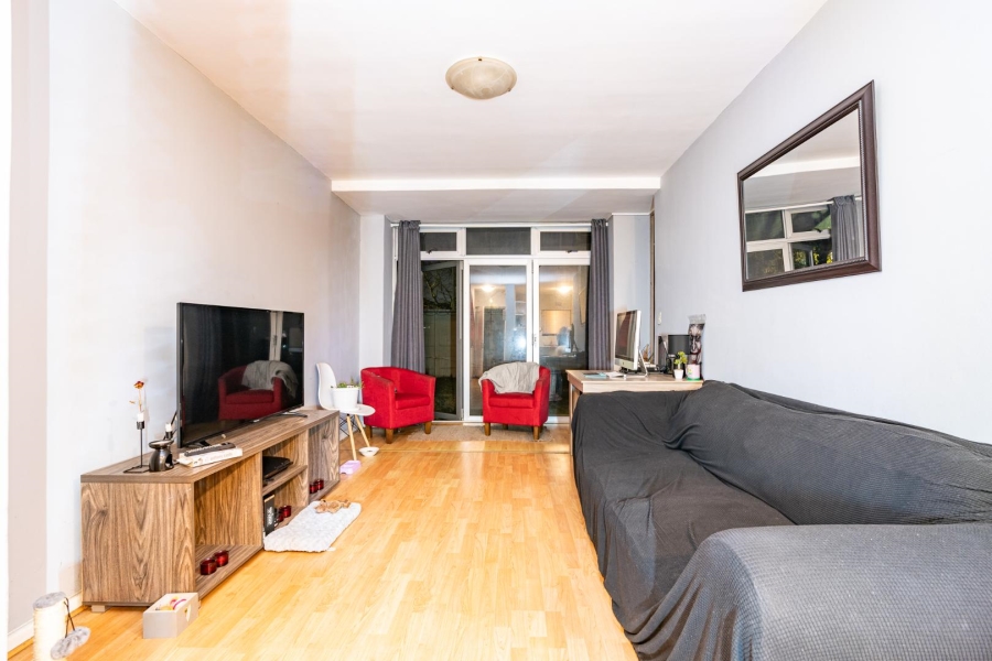 To Let 1 Bedroom Property for Rent in Kenilworth Western Cape